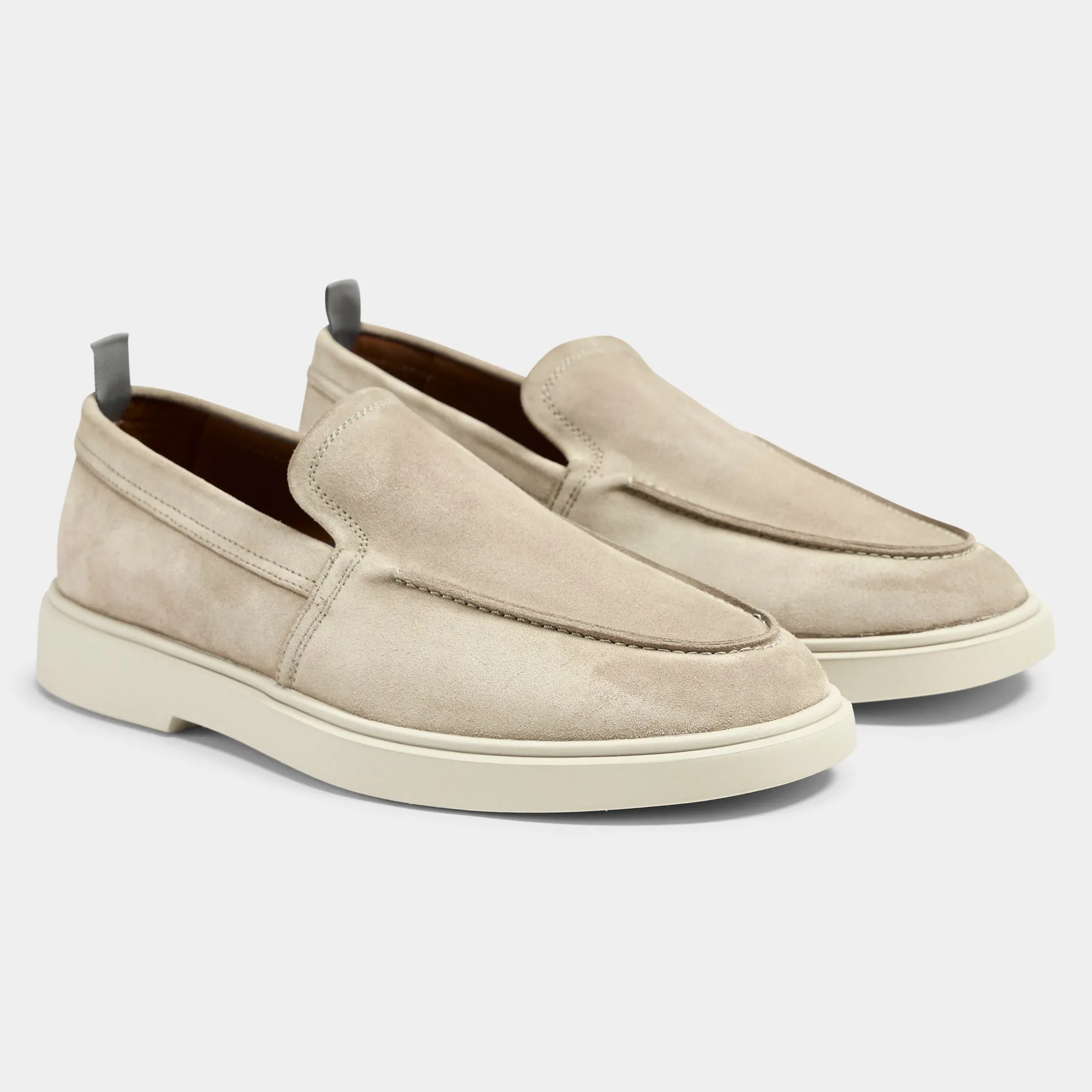 8100 - Sand