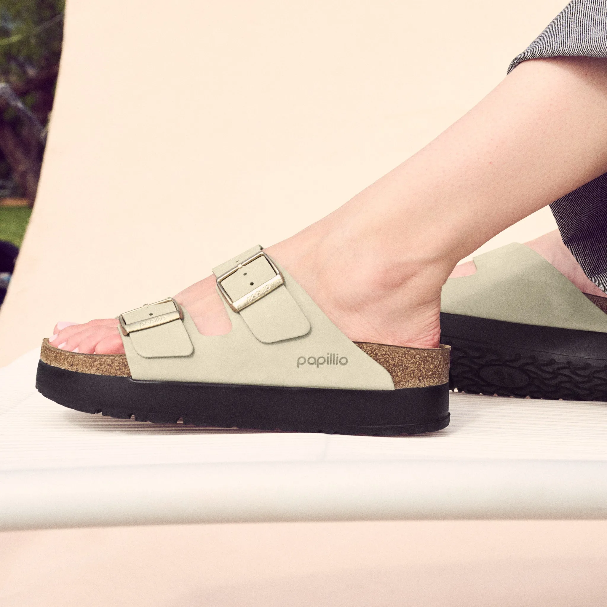 ARIZONA PLATFORM - EUCALYPTUS - NUBUCK