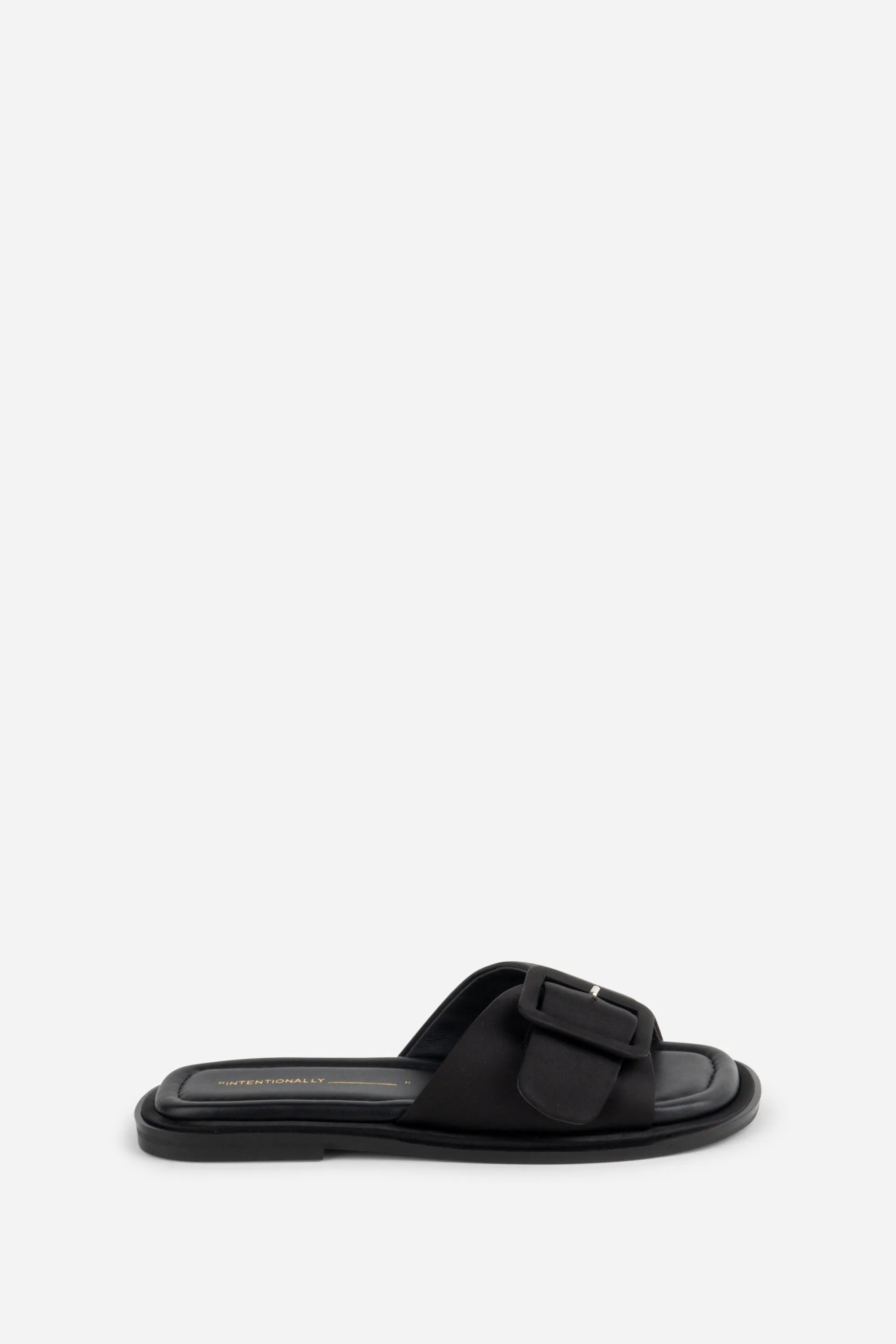 ASTRID SQUARE TOE SANDAL
