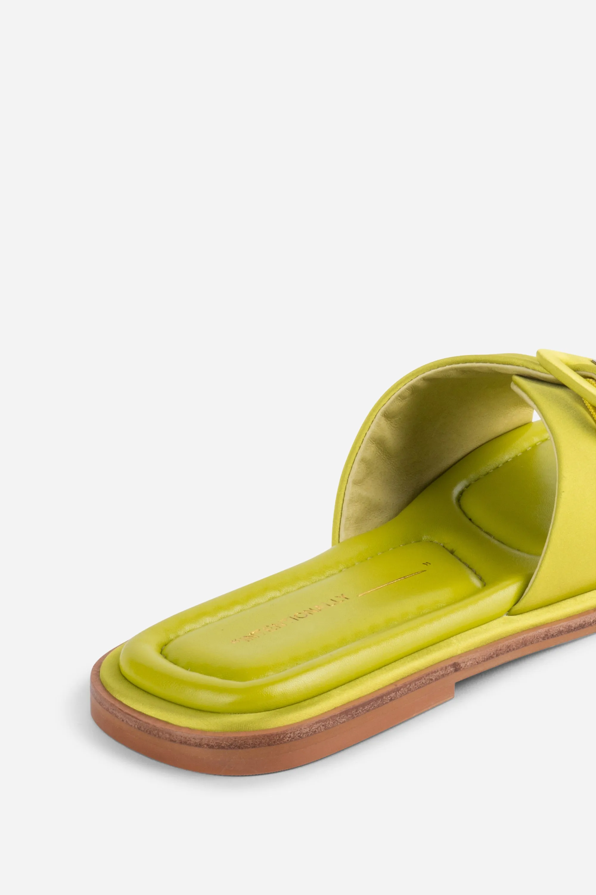 ASTRID SQUARE TOE SANDAL