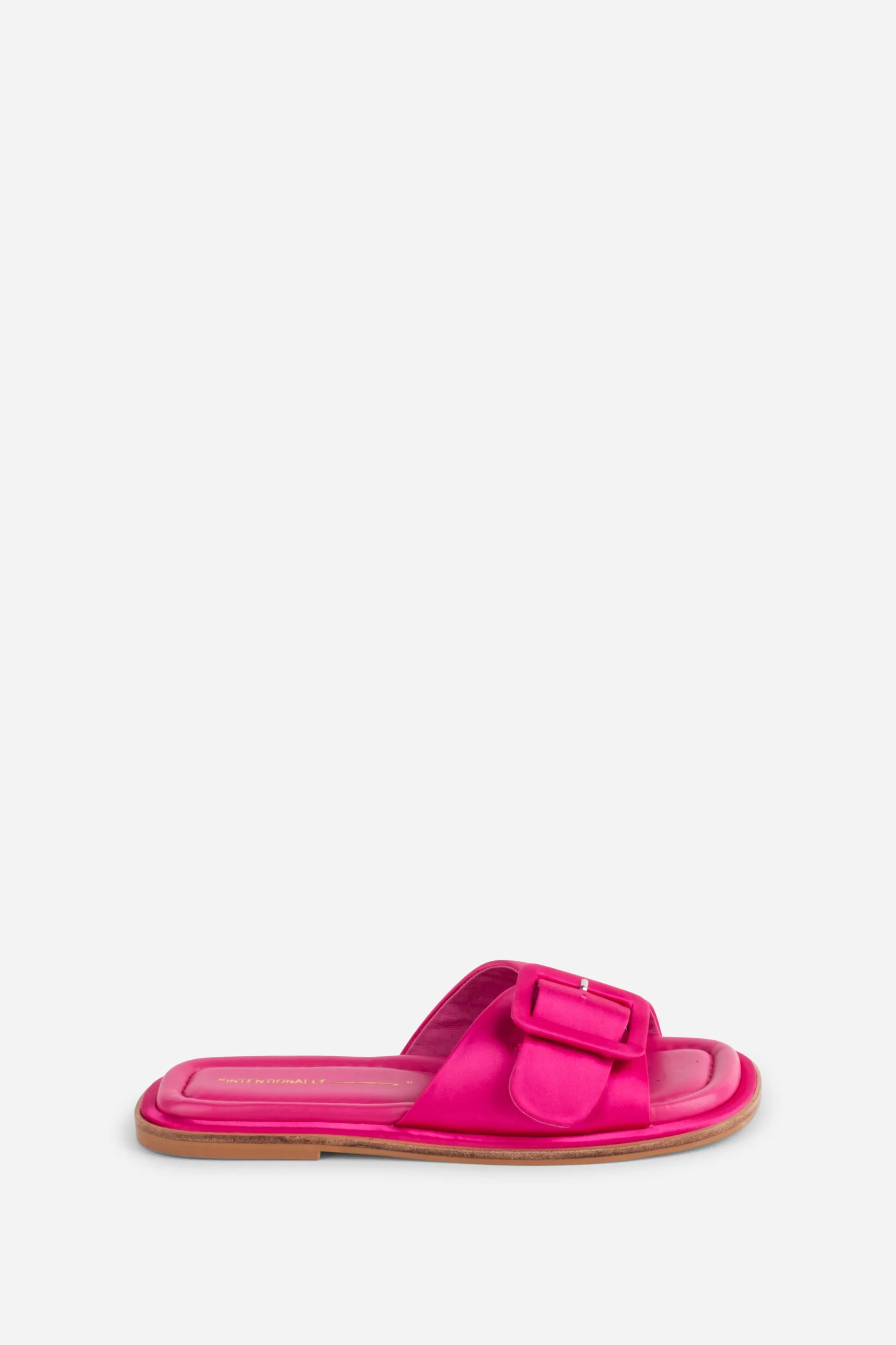 ASTRID SQUARE TOE SANDAL