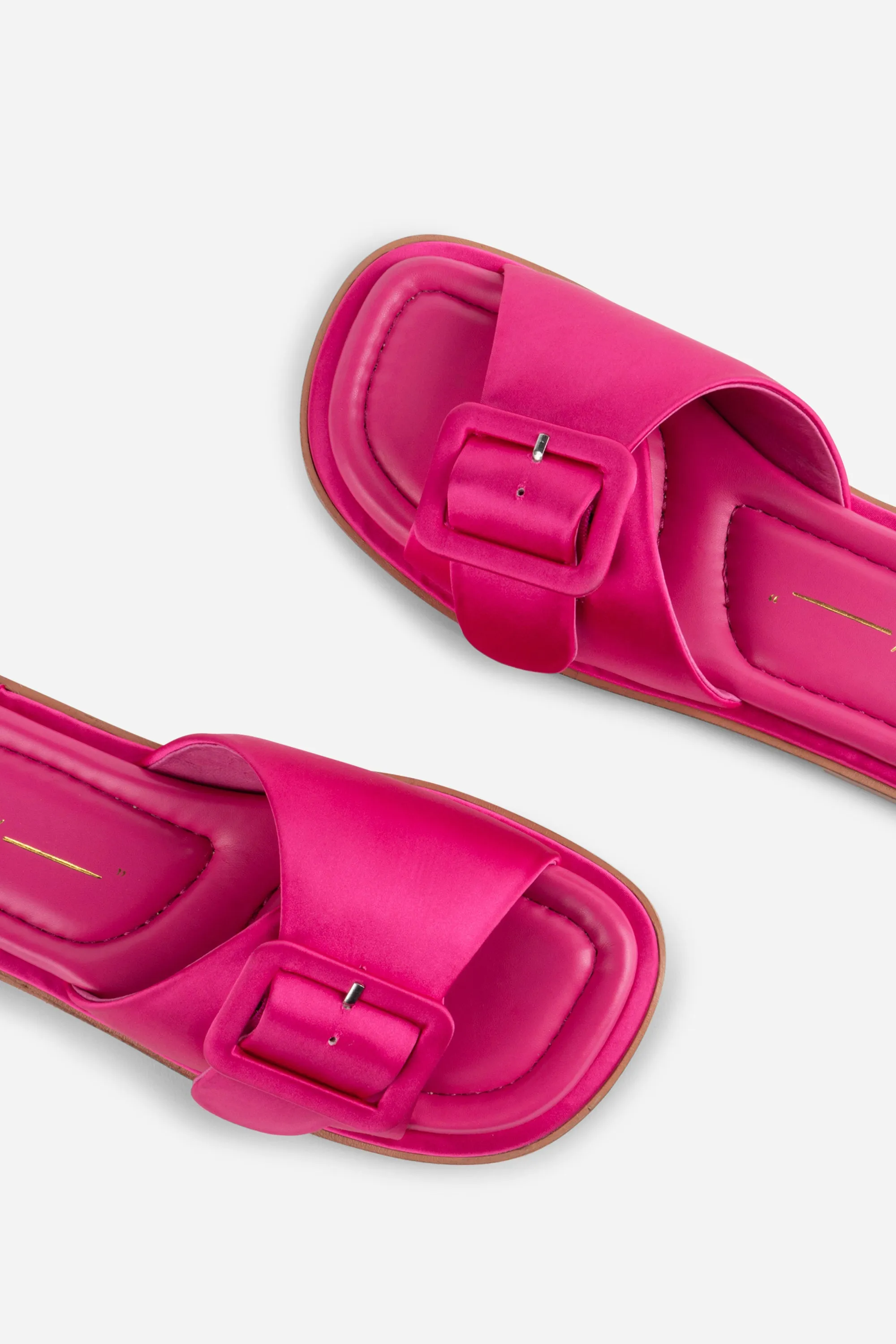 ASTRID SQUARE TOE SANDAL