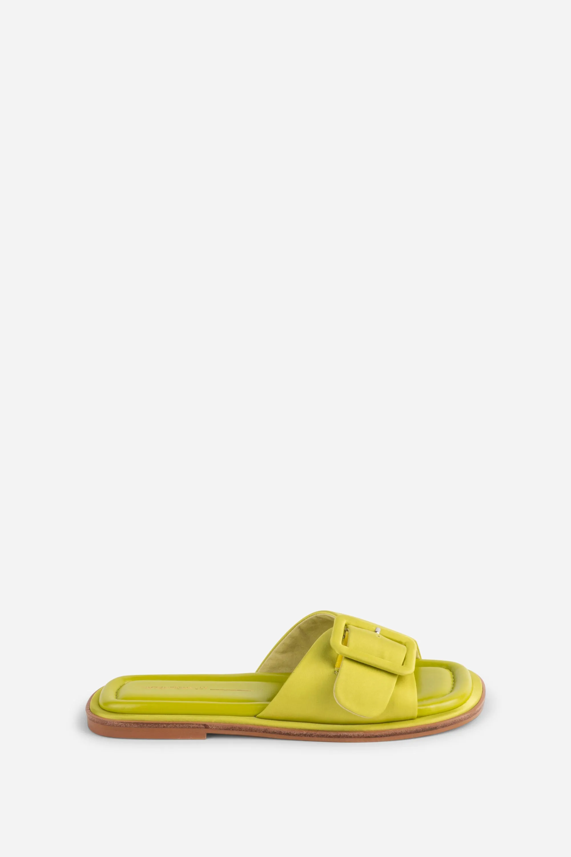 ASTRID SQUARE TOE SANDAL