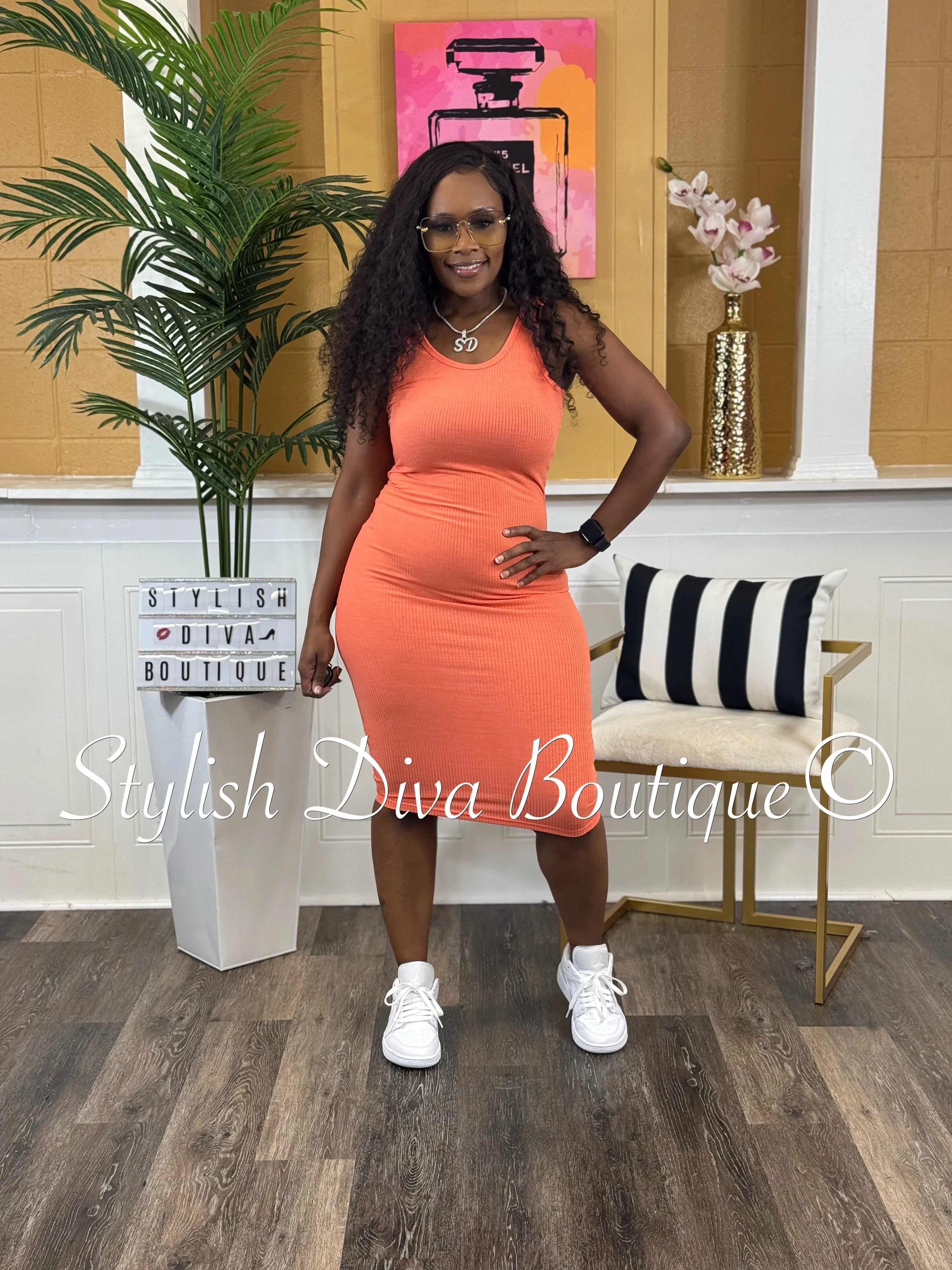 Avi Ribbed Midi Dress (Coral)