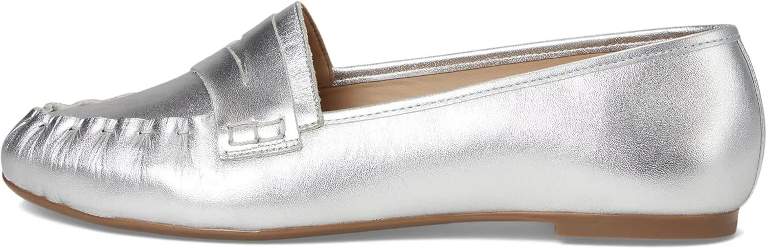 Bernardo Women's Sage Loafer Flat