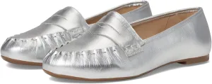 Bernardo Women's Sage Loafer Flat