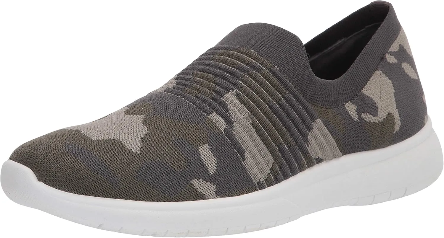 Blondo Women's Karen Sneaker, Camo Knit, 6