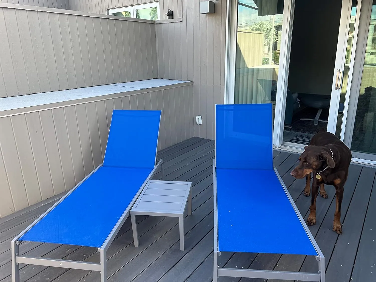 Domi Patio Chaise Lounge Set, Aluminum Pool Lounge Chairs with 5 Adjustable Position, Breathable Textilene Fabric, Sunbathing Pool Chairs with Headrest and Side Table, Blue