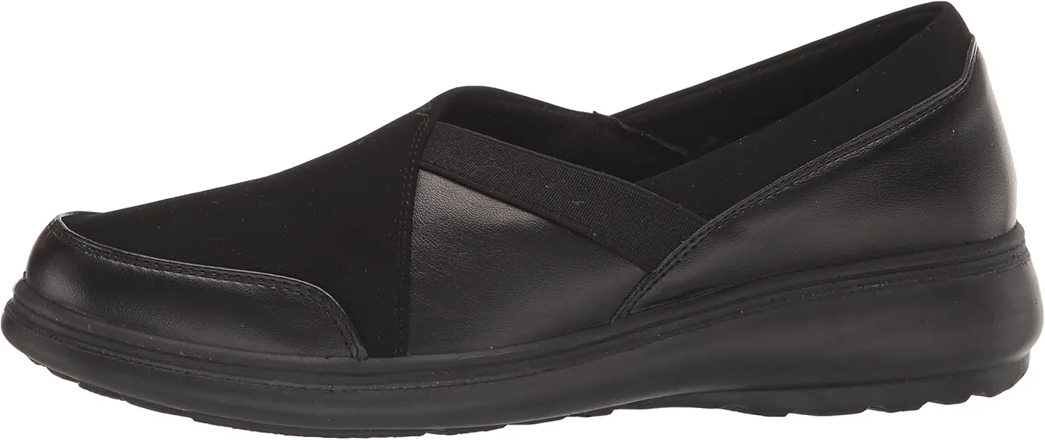 Easy Street Women's Irene Sneaker
