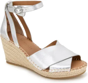 Gentle Souls by Kenneth Cole Women's Charli X Band Buckle Heeled Sandal Espadrille Wedge