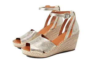 Gentle Souls by Kenneth Cole Women's Charli X Band Buckle Heeled Sandal, Ice, 8.5