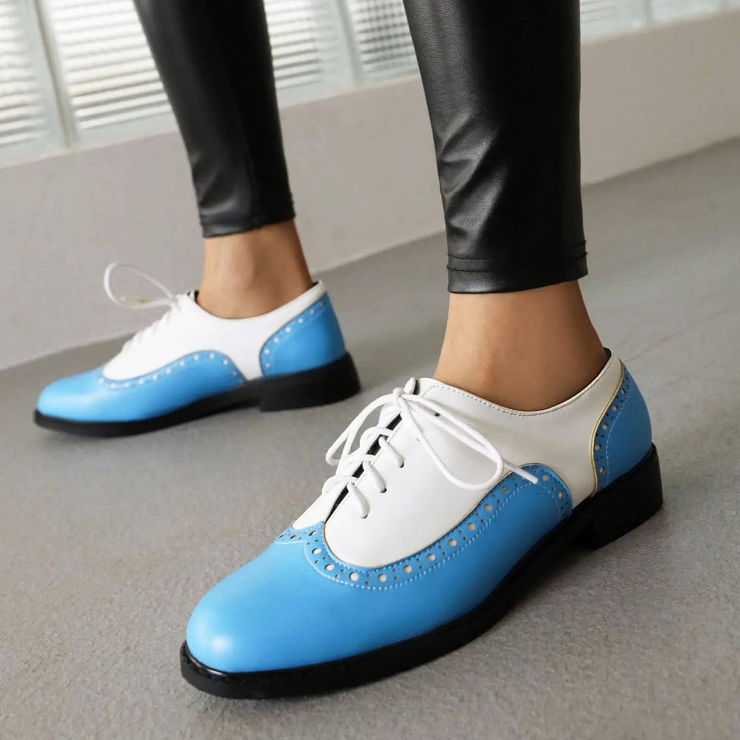 Gicoiz Footwear Womens Classic Round Toe Lace Up Oxfords Brogue Work Shoes