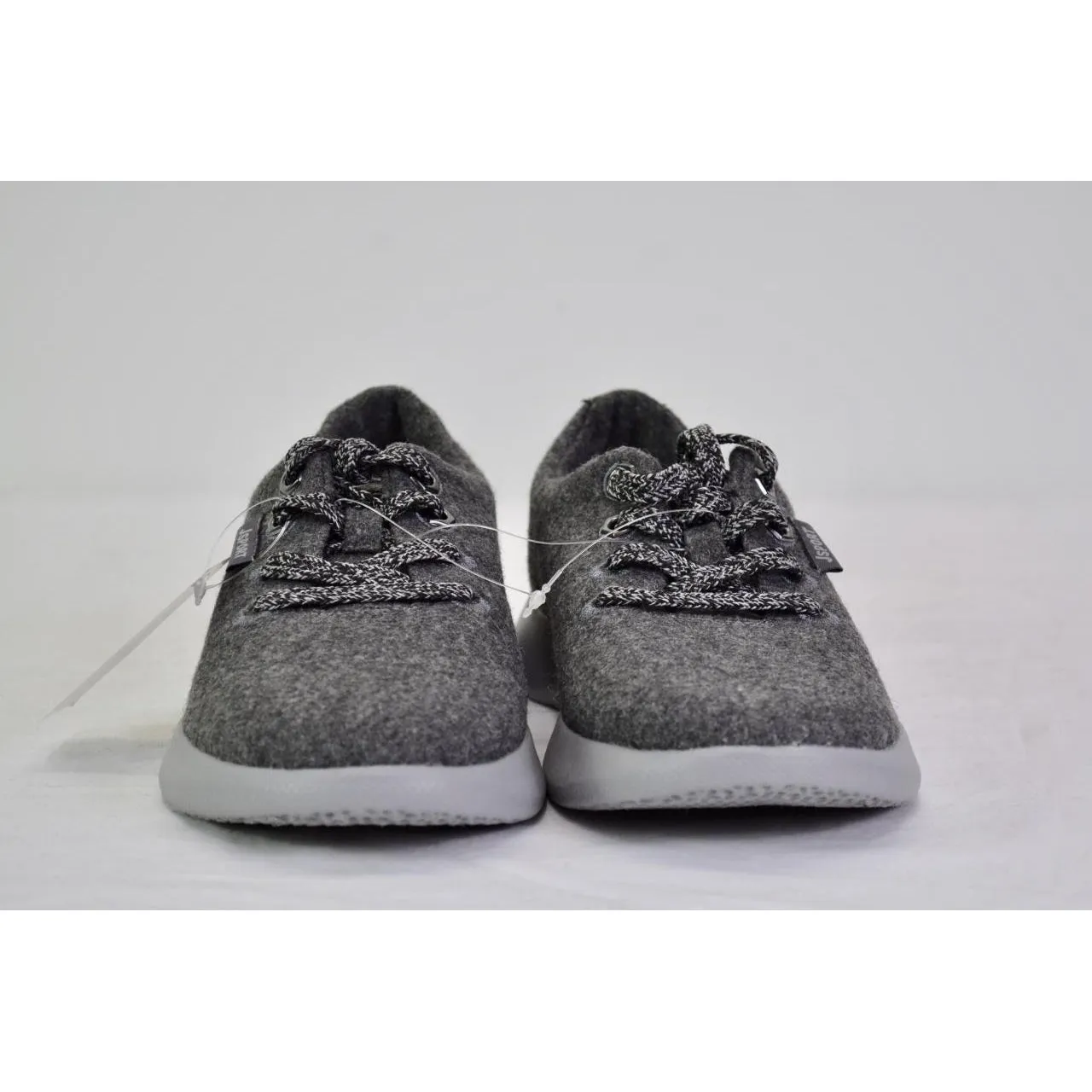 JSport Women's Arrow Lace Up Sneakers Grey 6.5