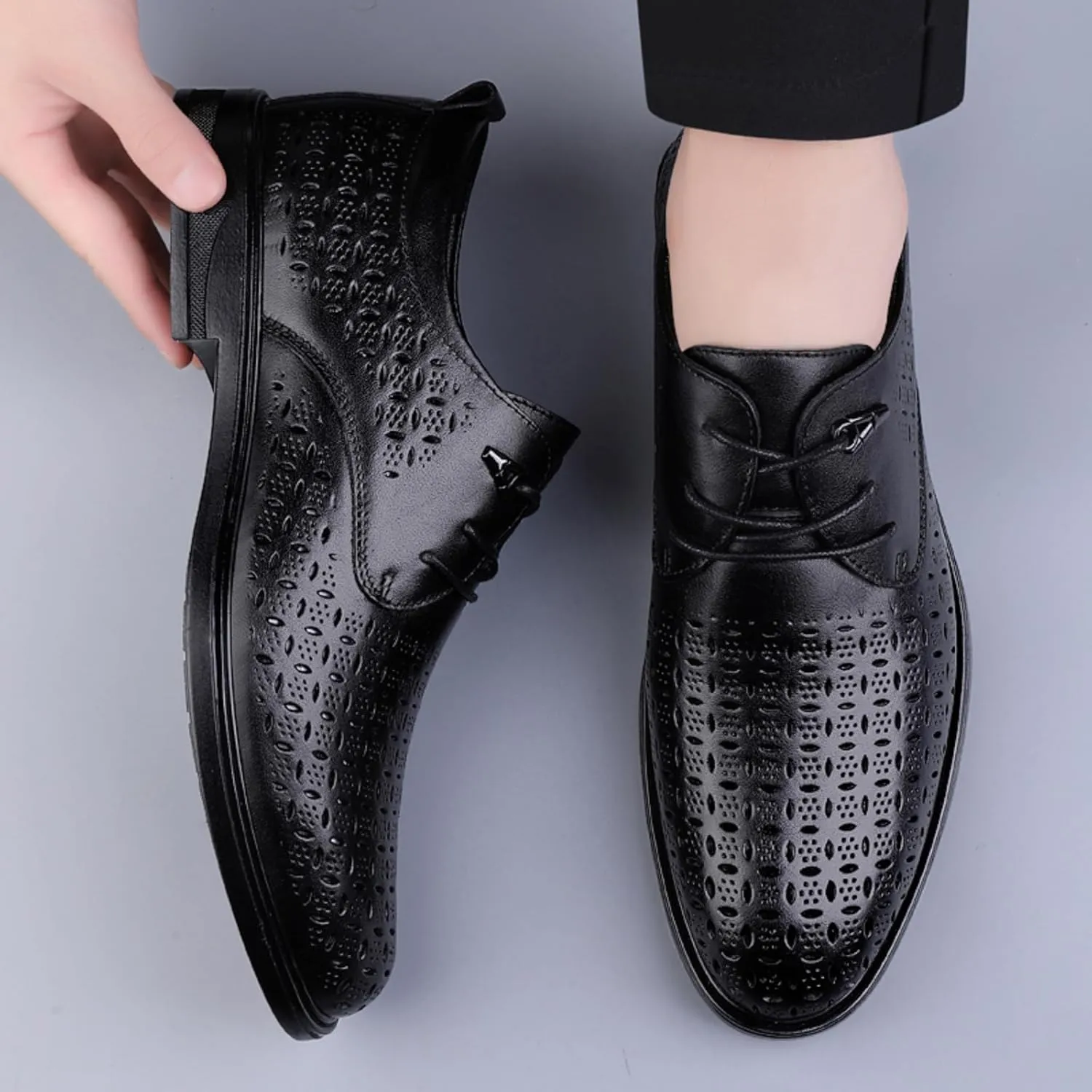 Men's Cowhide Leather Hollow - Out Perforated Lace - up Oxfords Brogue Shoes Black