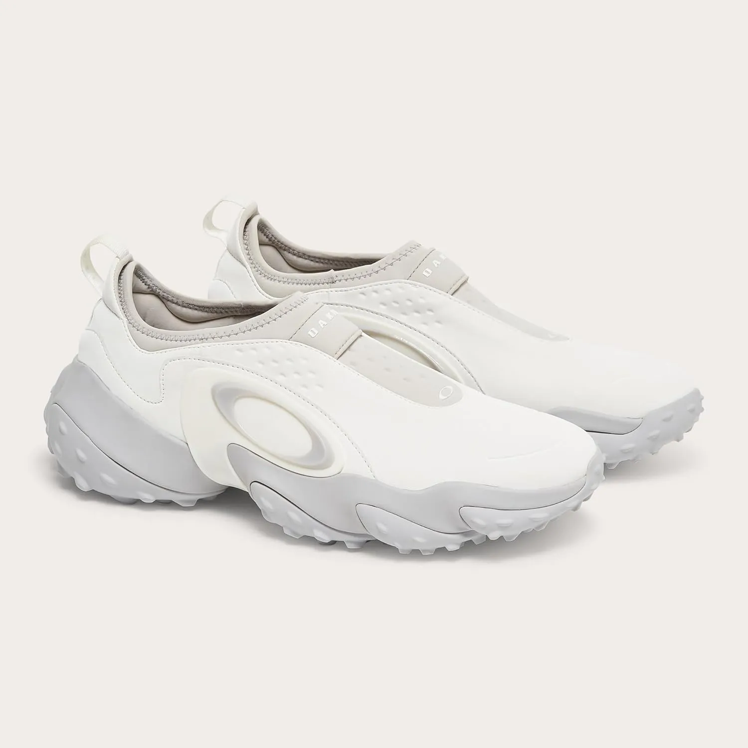 Oakley Men's Edge Icon Sneaker