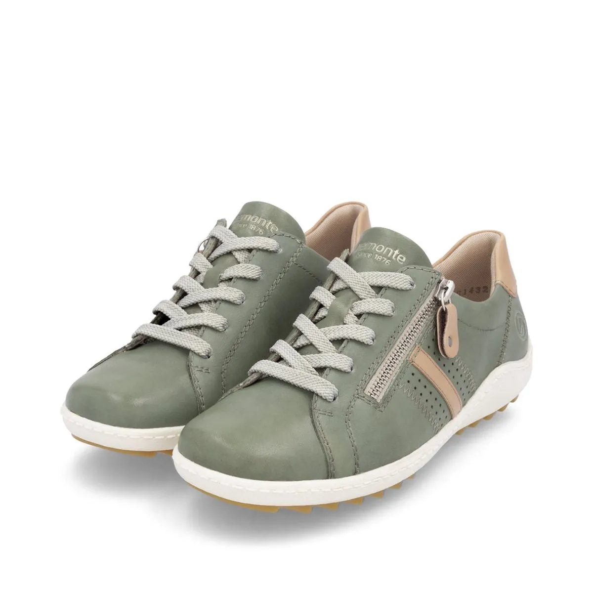 R1432 Lace Up Shoe