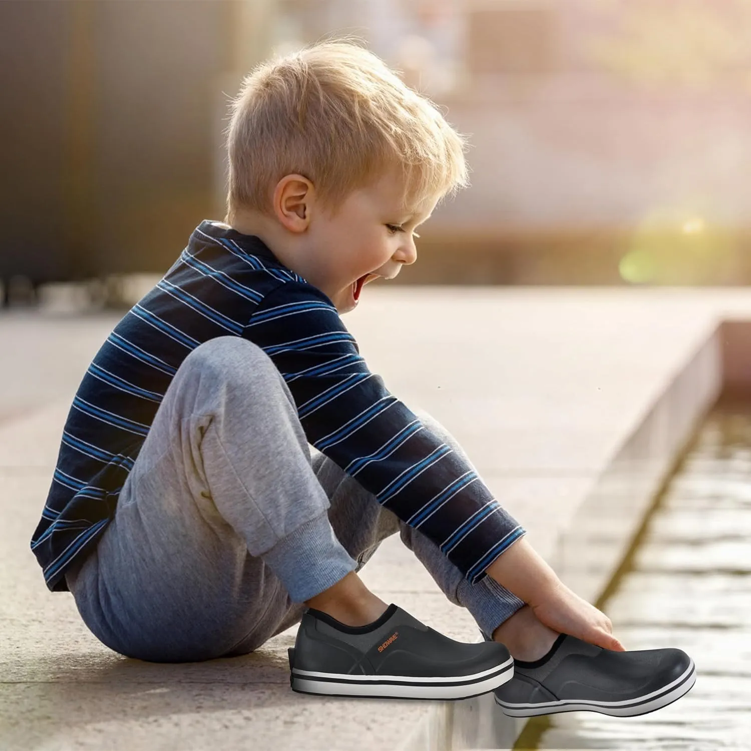 Showave Kid's Deck Shoes Waterproof Rain Shoes for Boys and Girls Breathable Non-slip Rubber Mud Boots Low Cut Design for Outdoor Fishing Walking
