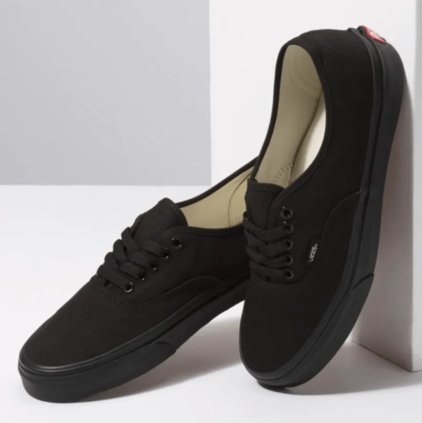 VANS U AUTHENTIC