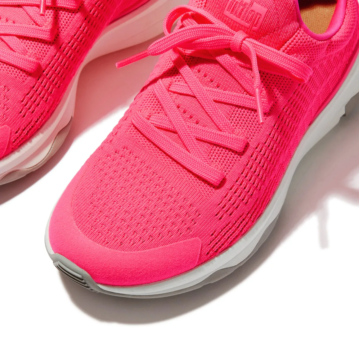 VITAMIN FFX Neon Reflective Knit Sports Sneakers