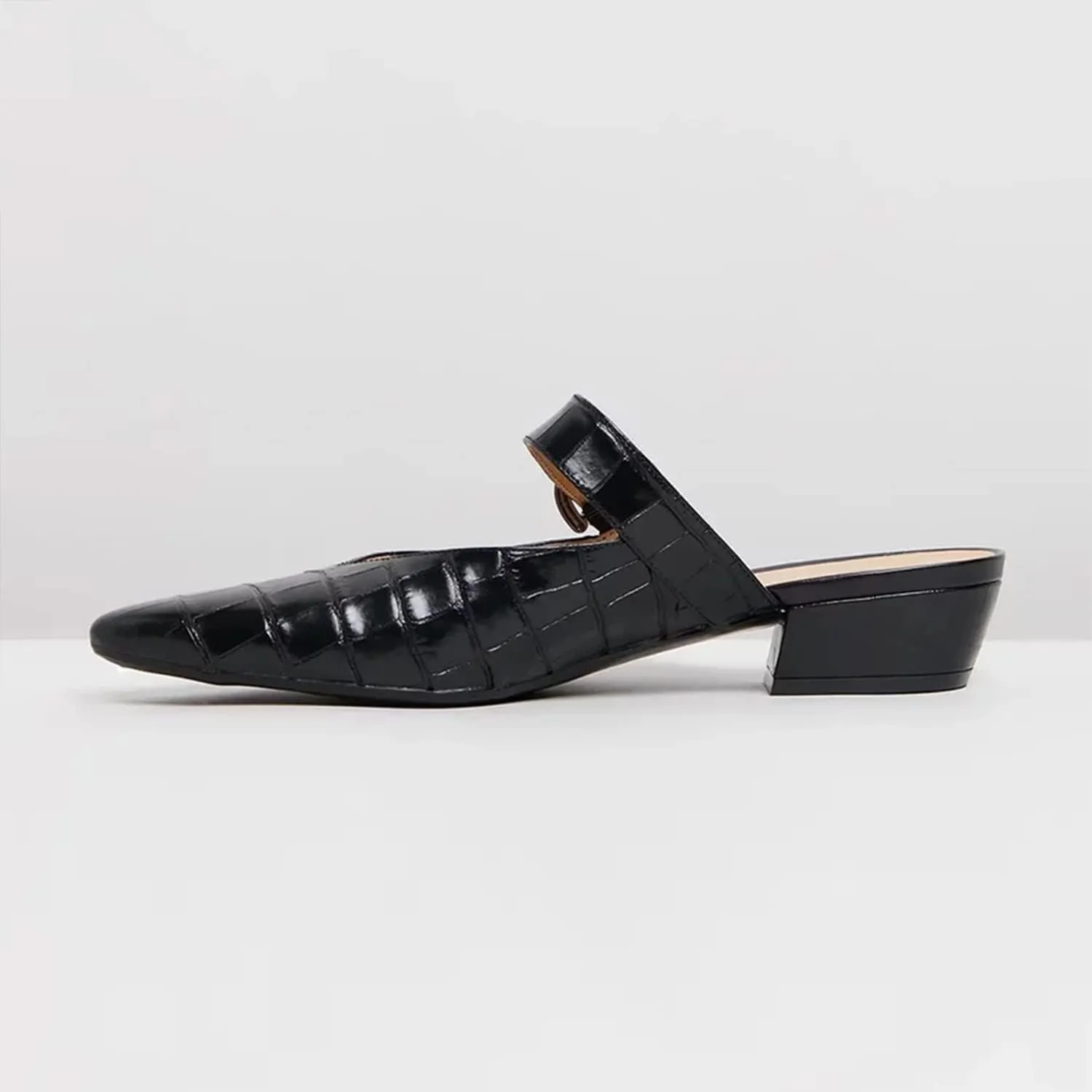 Women Fashion Croc-textured Sandals, Sexy Pointed Toe Slingback Pumps, Low Chunky Heel Strappy Mule Sandals, Trendy Mixed Black-Red Backless Slippers for Casual or Dress up, Full Size 4-16 M US