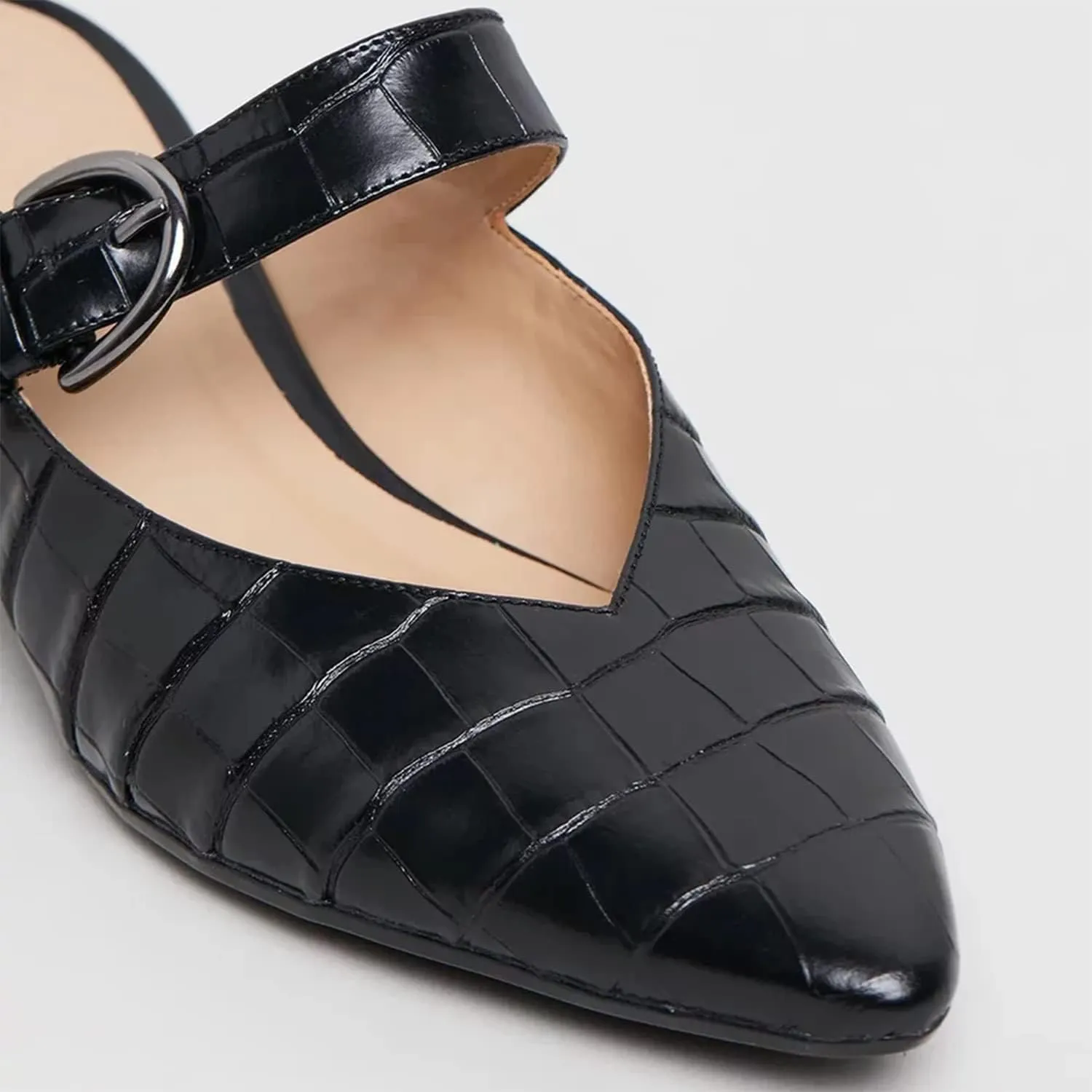 Women Fashion Croc-textured Sandals, Sexy Pointed Toe Slingback Pumps, Low Chunky Heel Strappy Mule Sandals, Trendy Mixed Black-Red Backless Slippers for Casual or Dress up, Full Size 4-16 M US