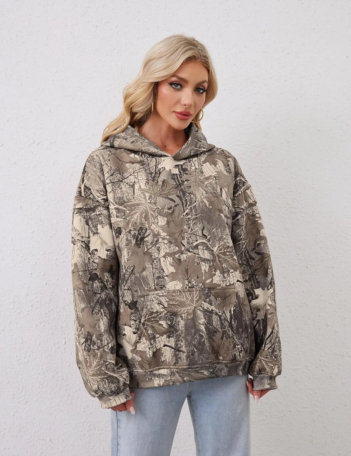 Women Oversized Fleece Camo Hoodies Maple Leaf Hooded Sweatshirt Casual Long Sleeve Fall Pullover Tops With Pockets